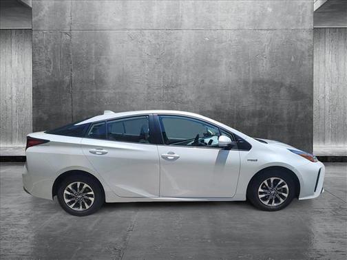 2021 Toyota Prius XLE