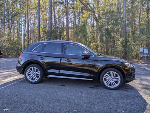 2018 Audi Q5 2.0T Premium Plus