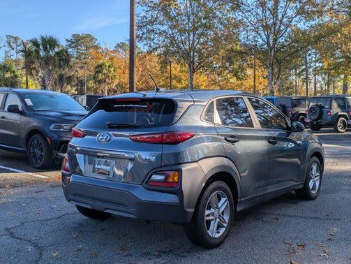 2021 Hyundai KONA SE