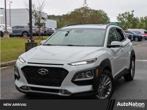 2021 Hyundai KONA SEL Plus