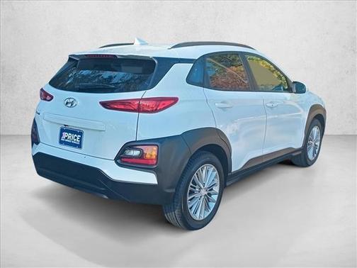 2021 Hyundai KONA SEL Plus