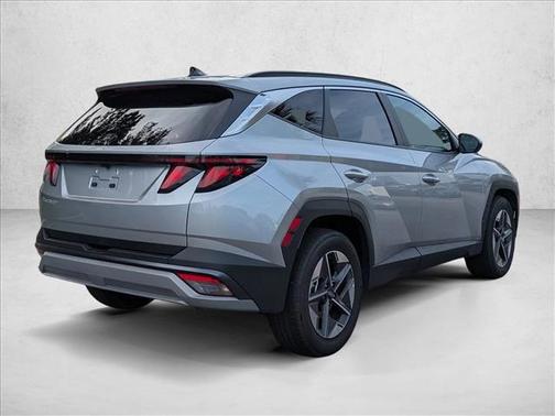 Shimmering Silver 2026 Hyundai TUCSON SEL