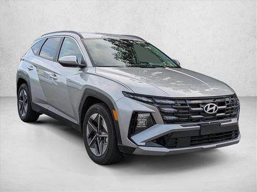 Shimmering Silver 2026 Hyundai TUCSON SEL