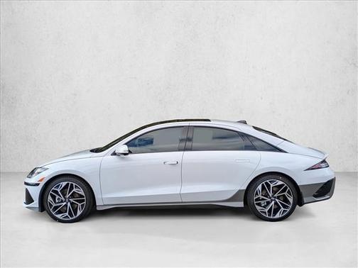 2025 Hyundai IONIQ 6 Limited