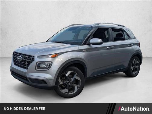 Shimmering Silver 2023 Hyundai VENUE SEL