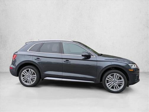 2020 Audi Q5 45 Premium Plus
