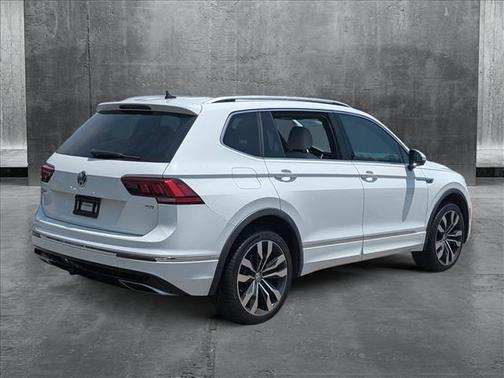 2018 Volkswagen Tiguan 2.0T SEL