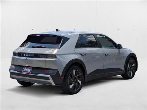 2025 Hyundai IONIQ 5 SE