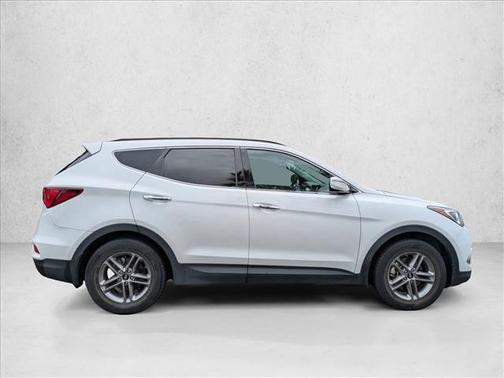 Pearl White 2018 Hyundai Santa Fe Sport 2.4L