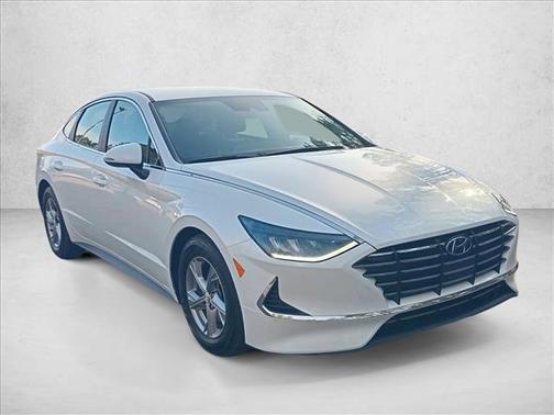 2022 Hyundai SONATA SE