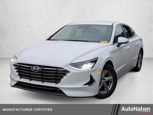 2022 Hyundai SONATA SE