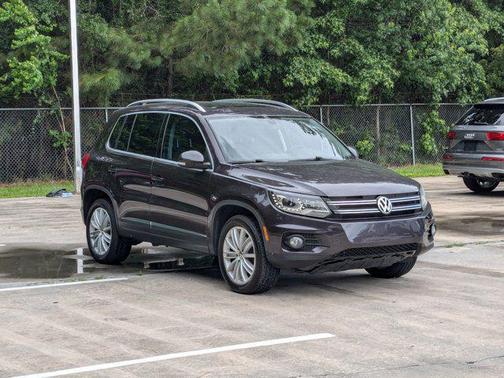 2016 Volkswagen Tiguan SE