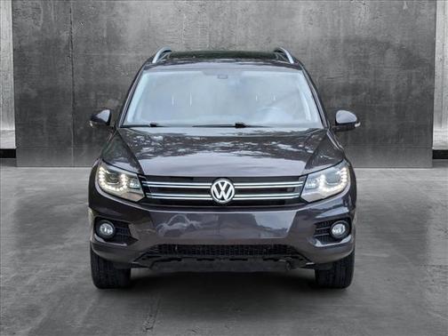 2016 Volkswagen Tiguan SE