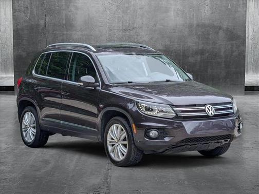 2016 Volkswagen Tiguan SE