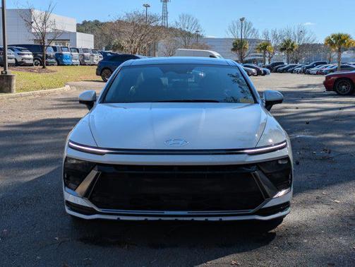 2024 Hyundai SONATA Hybrid Limited