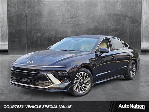 2024 Hyundai SONATA Hybrid SE