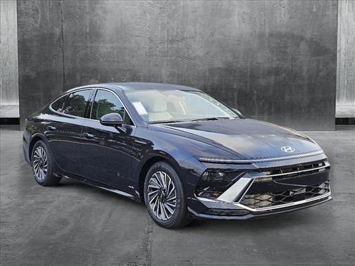 2024 Hyundai SONATA Hybrid SE