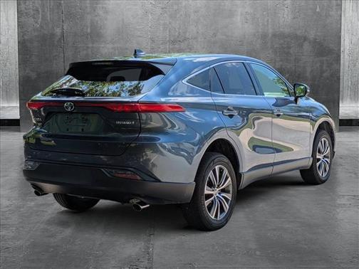 2022 Toyota Venza LE