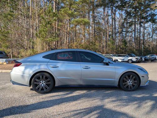 2021 Hyundai SONATA Limited