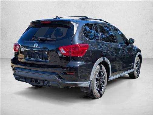 2019 Nissan Pathfinder SL