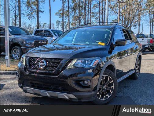2019 Nissan Pathfinder SL