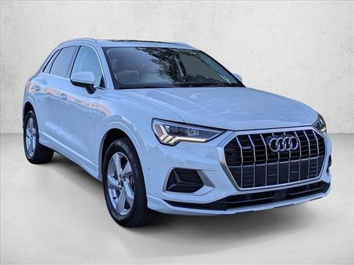 Glacier White Metallic 2021 Audi Q3 40 Premium Plus