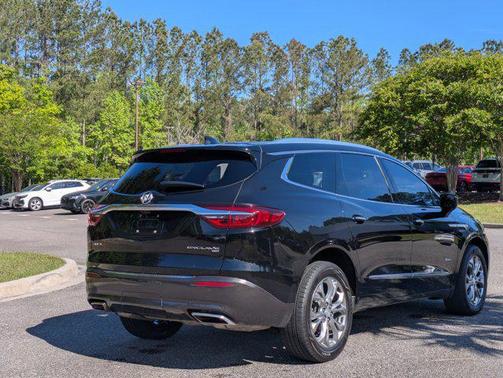 2018 Buick Enclave Avenir