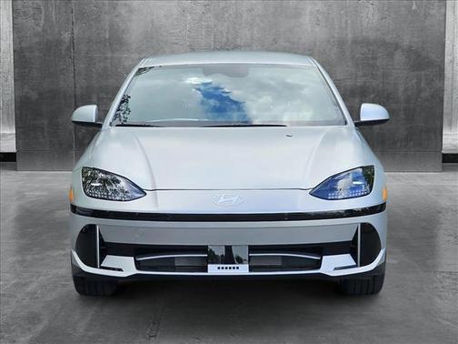 2025 Hyundai IONIQ 6 SEL
