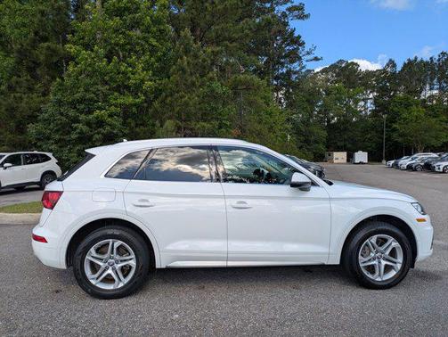 Ibis White 2019 Audi Q5 45 Premium