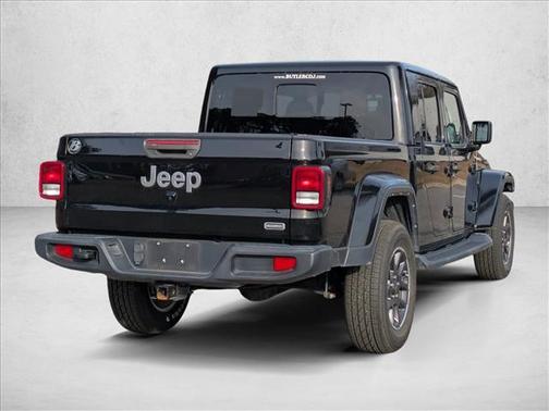 2022 Jeep Gladiator Overland