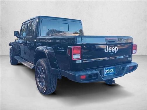 2022 Jeep Gladiator Overland