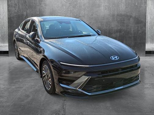 2024 Hyundai SONATA Hybrid Limited