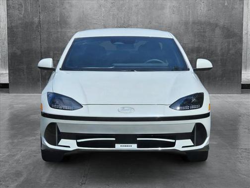 2025 Hyundai IONIQ 6 SE
