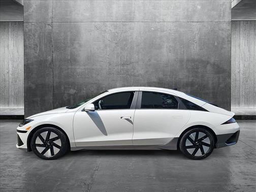 2025 Hyundai IONIQ 6 SE