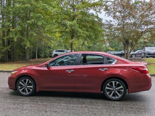 2016 Nissan Altima 3.5 SR