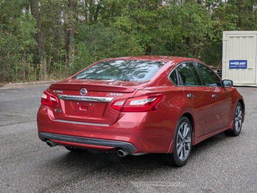 2016 Nissan Altima 3.5 SR