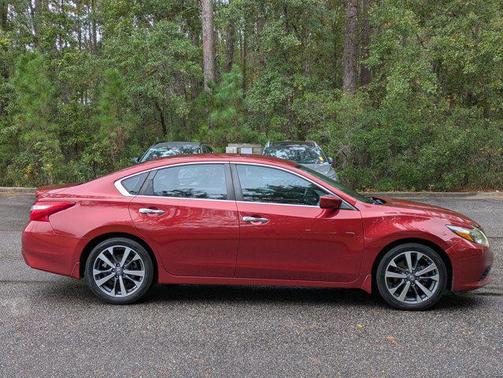 2016 Nissan Altima 3.5 SR