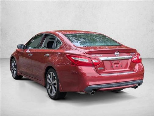 2016 Nissan Altima 3.5 SR