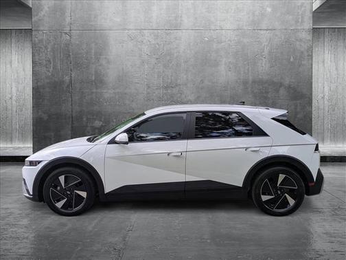 2025 Hyundai IONIQ 5 SE