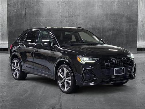 2022 Audi Q3 45 S line Premium Plus