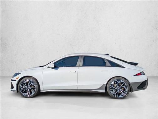 2025 Hyundai IONIQ 6 SEL