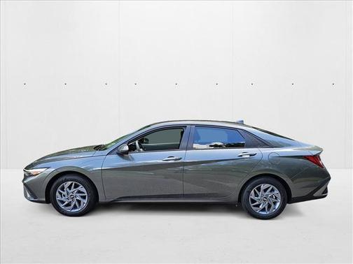 2025 Hyundai ELANTRA HEV Blue
