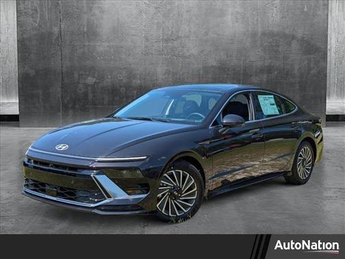 2024 Hyundai SONATA Hybrid Limited