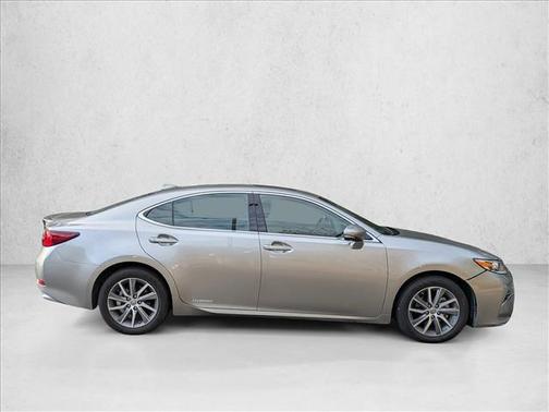 2017 Lexus ES 300h Base