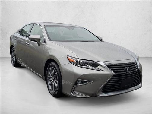 2017 Lexus ES 300h Base