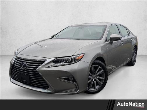 2017 Lexus ES 300h Base
