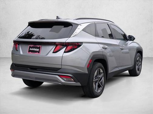 Shimmering Silver 2026 Hyundai TUCSON SEL