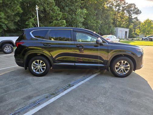 2019 Hyundai SANTA FE SE 2.4