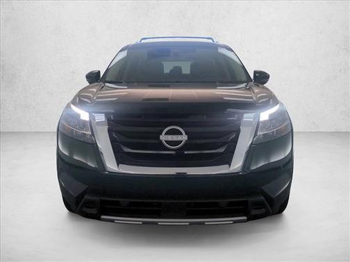 Obsidian Green Pearl 2024 Nissan Pathfinder Platinum FWD
