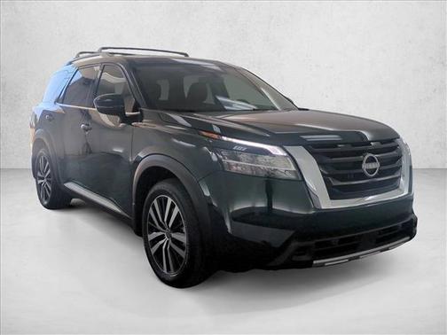 Obsidian Green Pearl 2024 Nissan Pathfinder Platinum FWD